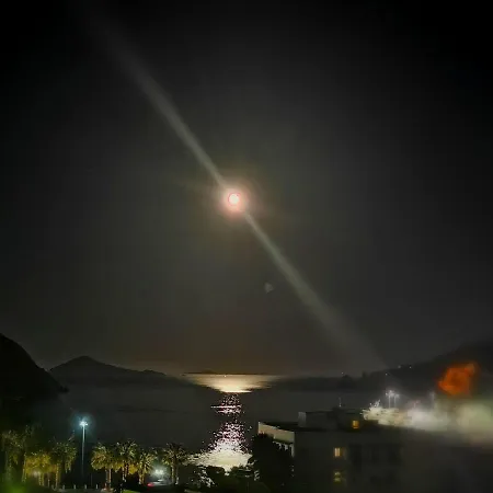 House With Amazing View At The Center Of Skala *