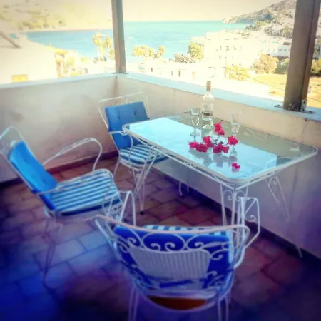 別荘 House With Amazing View At The Center Of Skala Pátmos